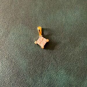 10k Diamond Pendant